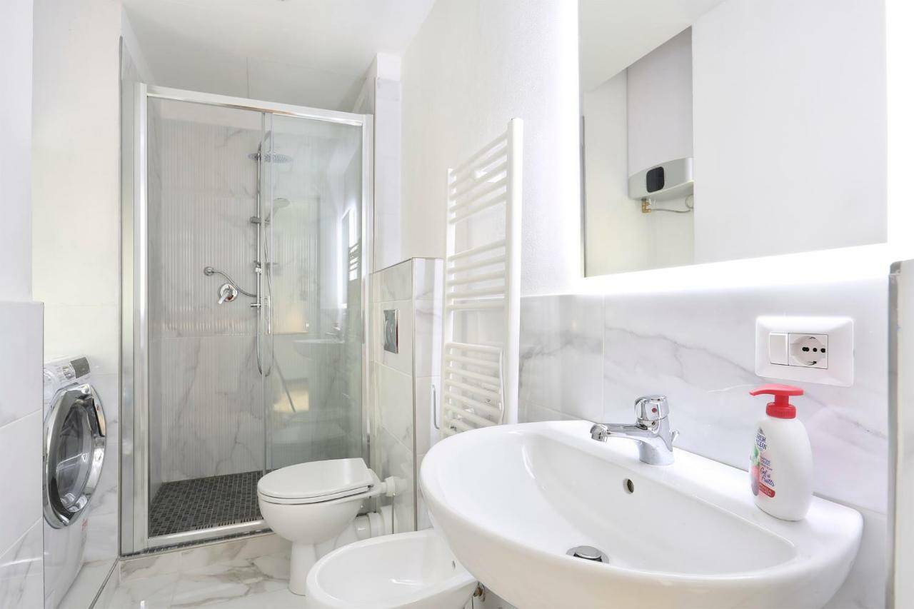 La Marmora 3 Bedroom Apartment Near Galleria Dell'Accademia ฟลอเรนซ์ ภายนอก รูปภาพ