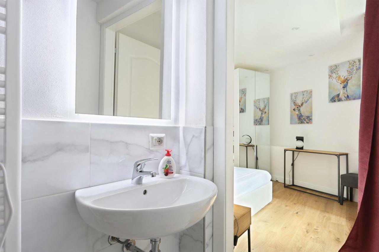 La Marmora 3 Bedroom Apartment Near Galleria Dell'Accademia ฟลอเรนซ์ ภายนอก รูปภาพ